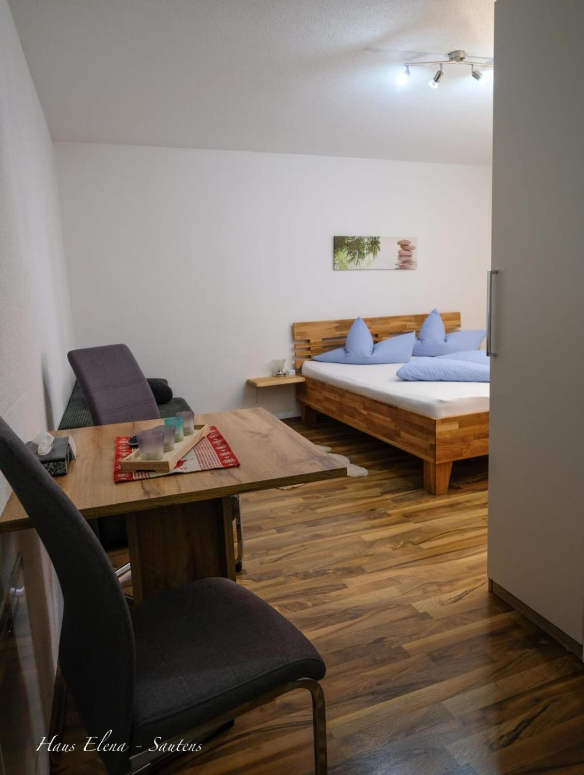 Haus Elena Διαμέρισμα Sautens Εξωτερικό φωτογραφία